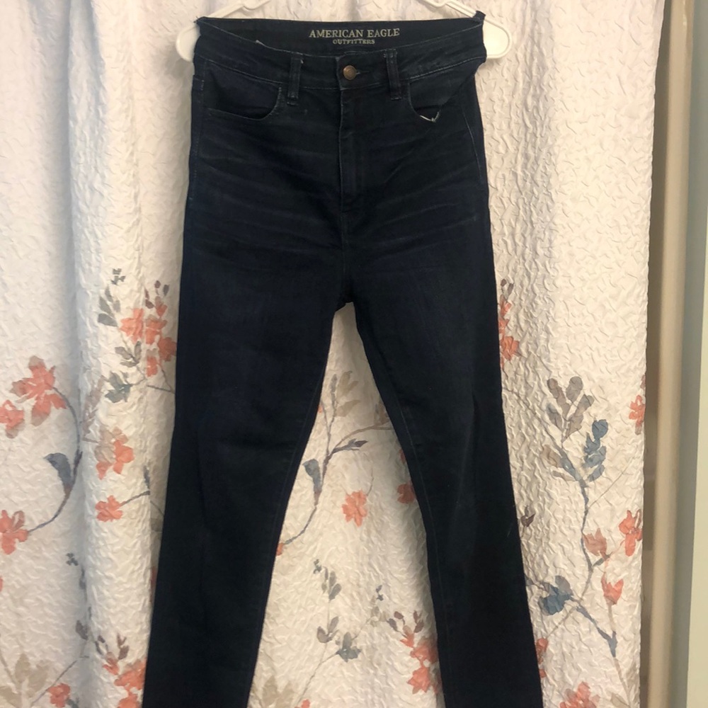 American eagle like new jeans
